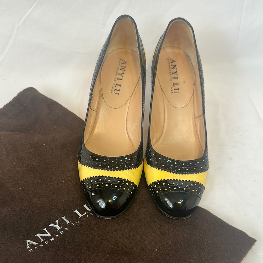Anyi Lu Black and Yellow Heels